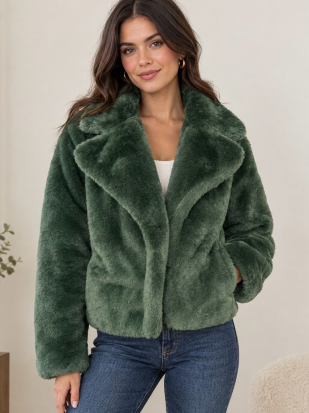 Brand New Plush Faux Fur Cropped Jacket - Olive Green by Francesca’s - Picture 1 of 5